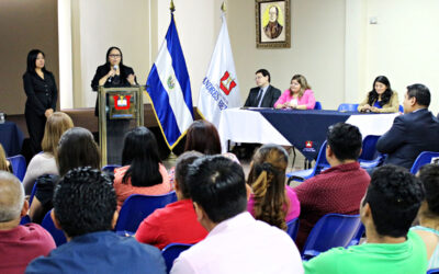 Conferencia «El liderazgo como eje de tu crecimiento»