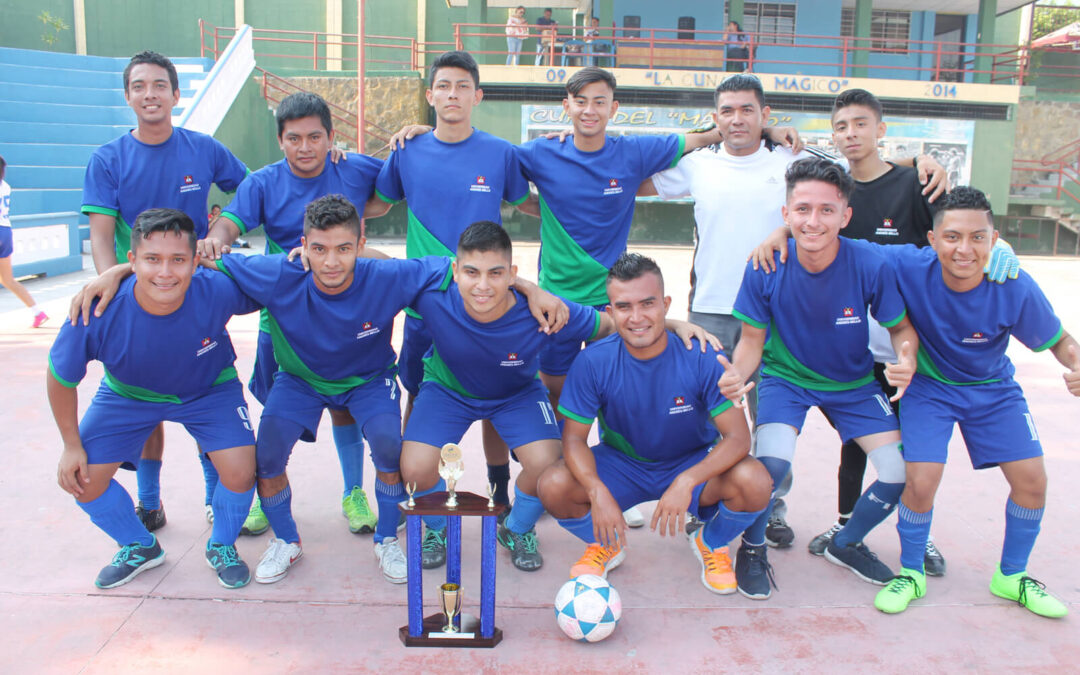 4 equipos… 4 Trofeos!!!