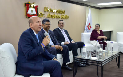 Estudiantes de Ciencia Económicas desarrollaron un Fórum con panelistas de lujo