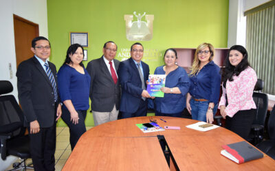 Convenio de hermandad entre la UNAB y el INSAB