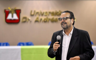 Conferencia de bienvenida de la facultad de ciencias humanísticas-UNAB