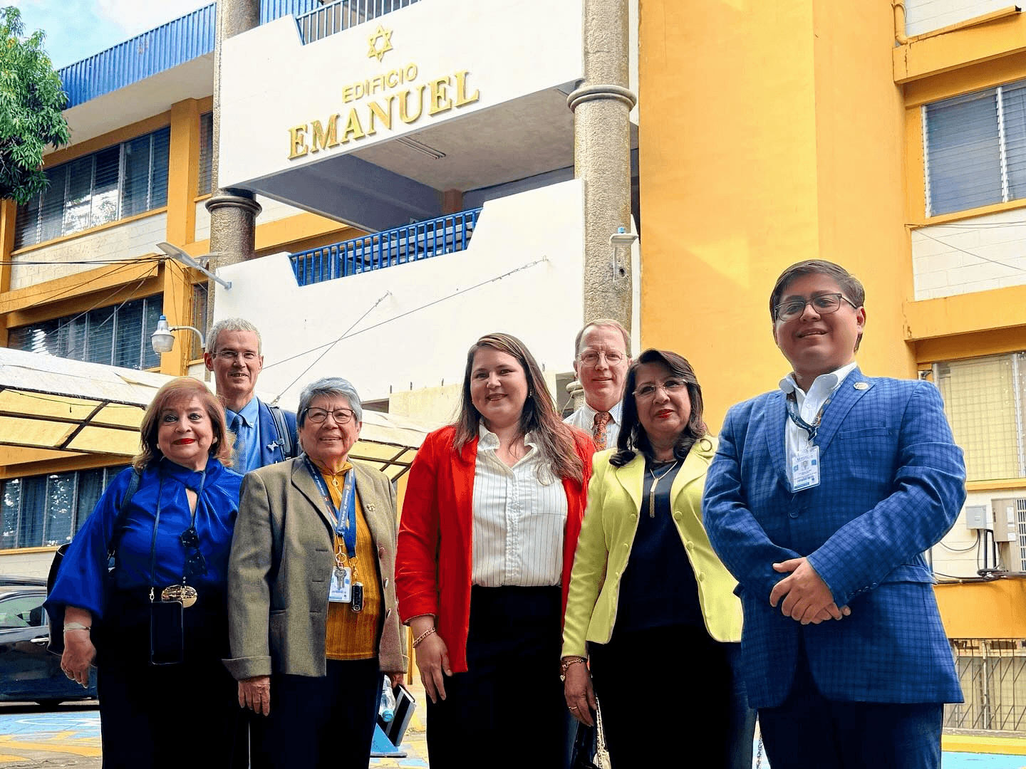 UNAB recibe delegación de Mayo Clinic