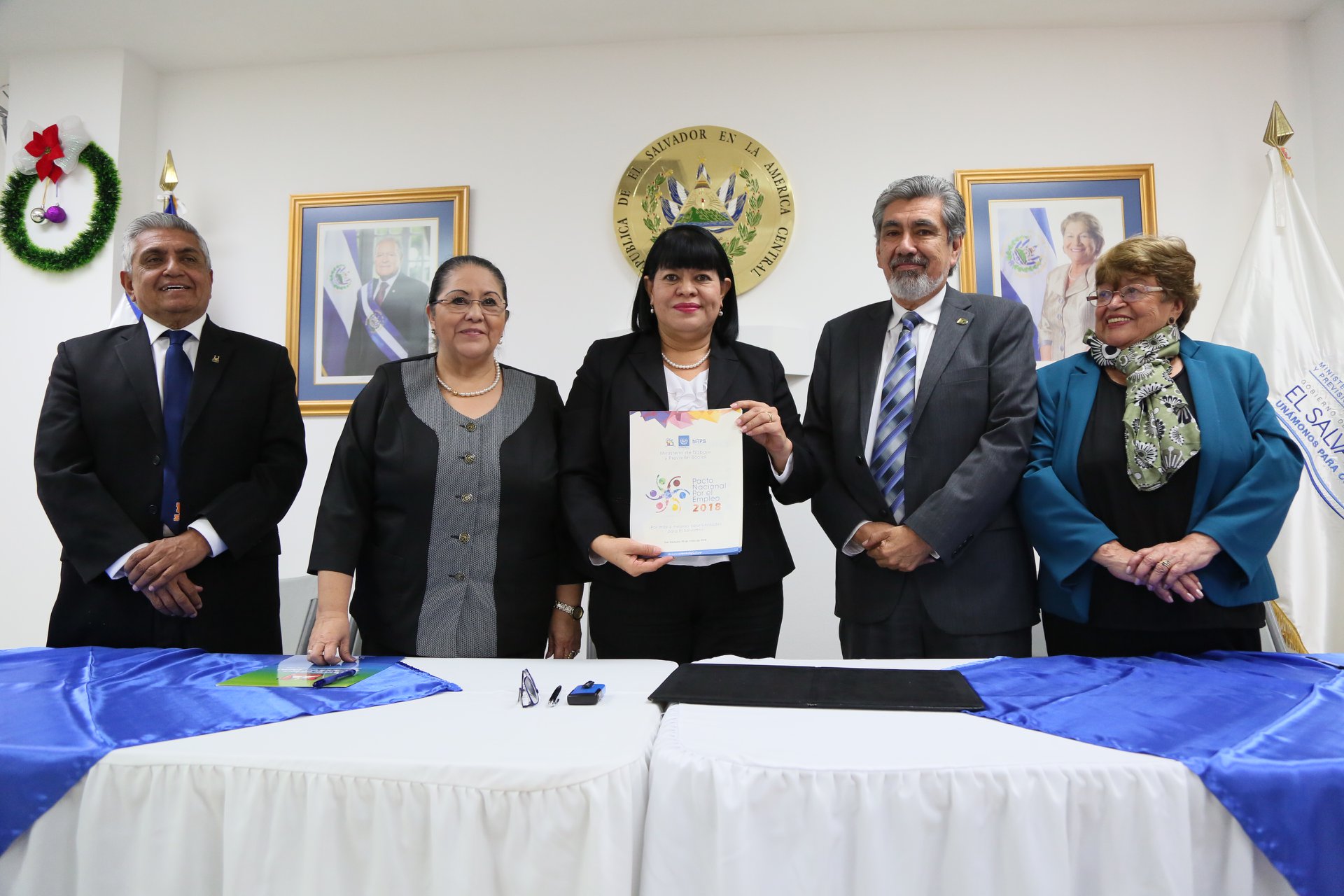 Ministerio de Trabajo y Universidades unen lazos para beneficiar a población estudiantil Ministerio de Trabajo y Universidades unen lazos para beneficiar a población estudiantil